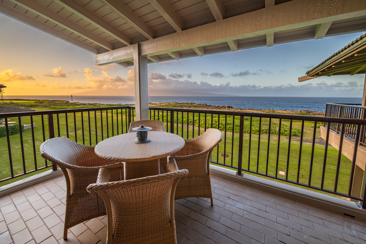 At Home On The Ocean: Kapalua Bay Villas 35B2